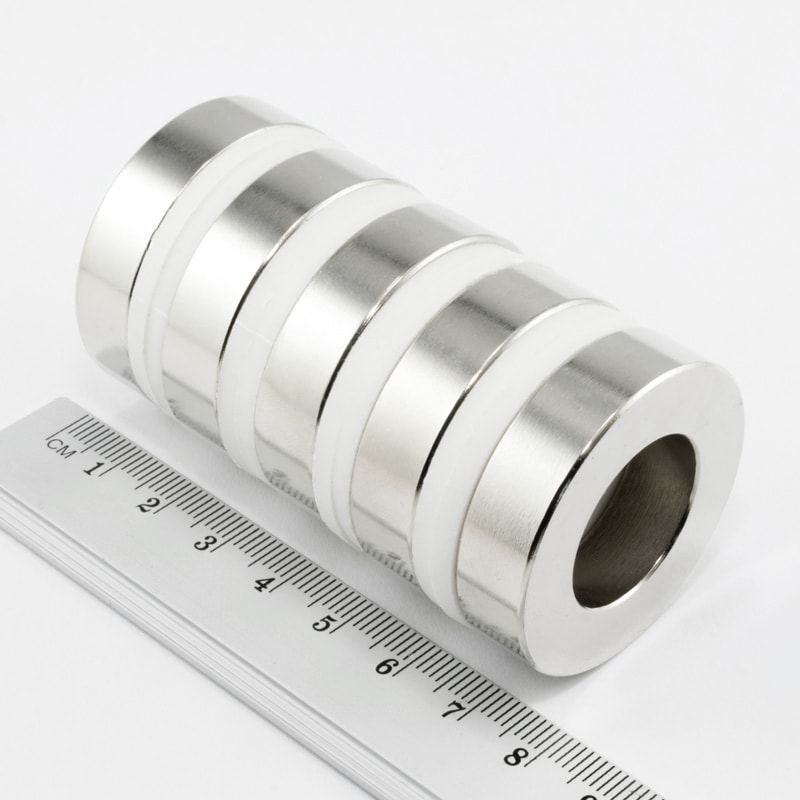 magnet prsteň 40-22×10 mm valec s dierou – N38 - magnety | MasMasaryk