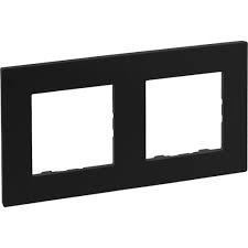 Niloé čierna rámček - 2    863592 - Niloé Legrand | MasMasaryk
